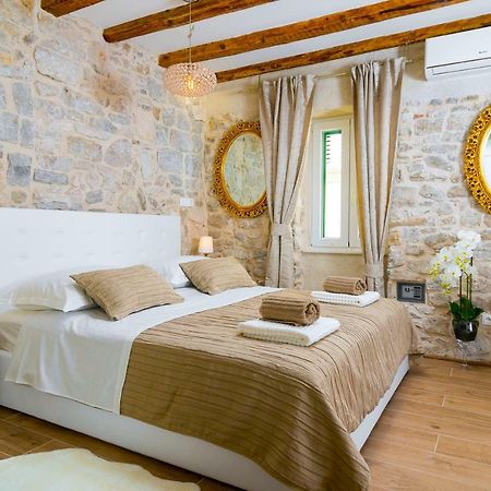 Lux Aurelius In Split Centre Old Town Hotel Exterior foto